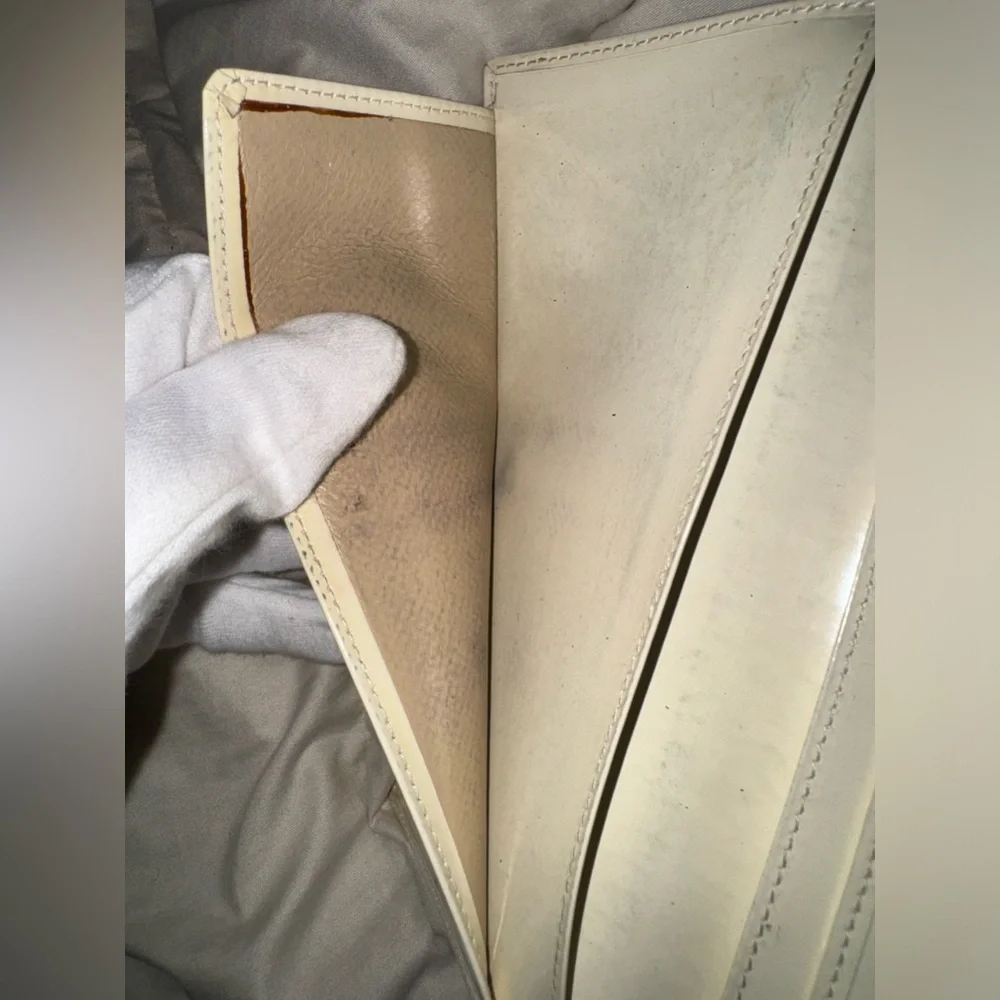 Gucci Women's Tom Ford Interlocking GG White Patent Leather Continental Wallet